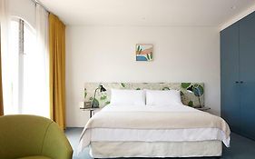 Hotel Ravesis